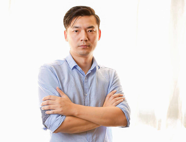 汪文官网.png